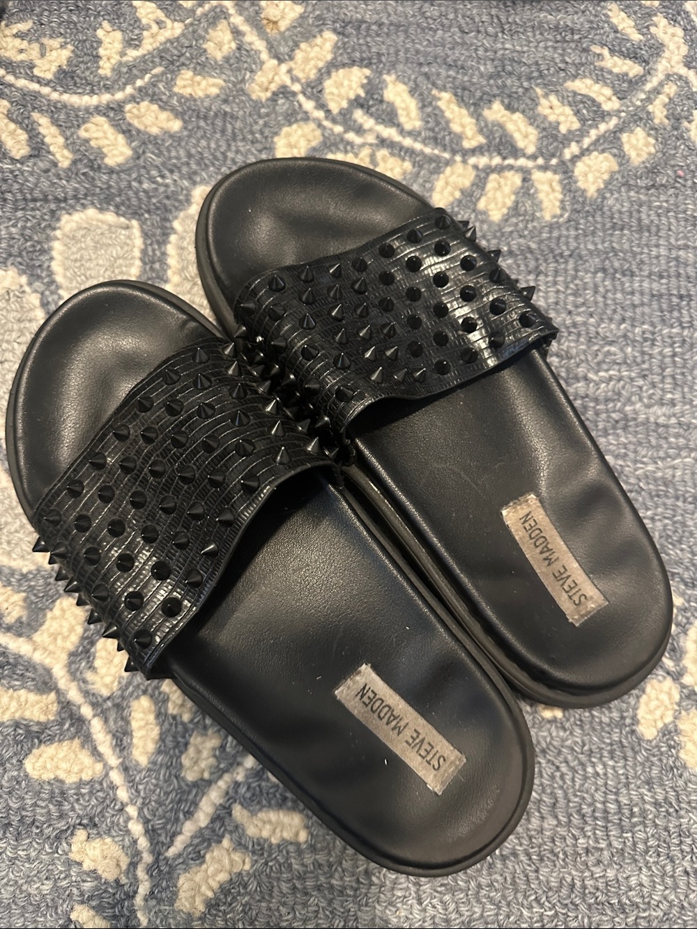 Steve Madden Black Studded Slide Sandals - Women's. Loved 🥰